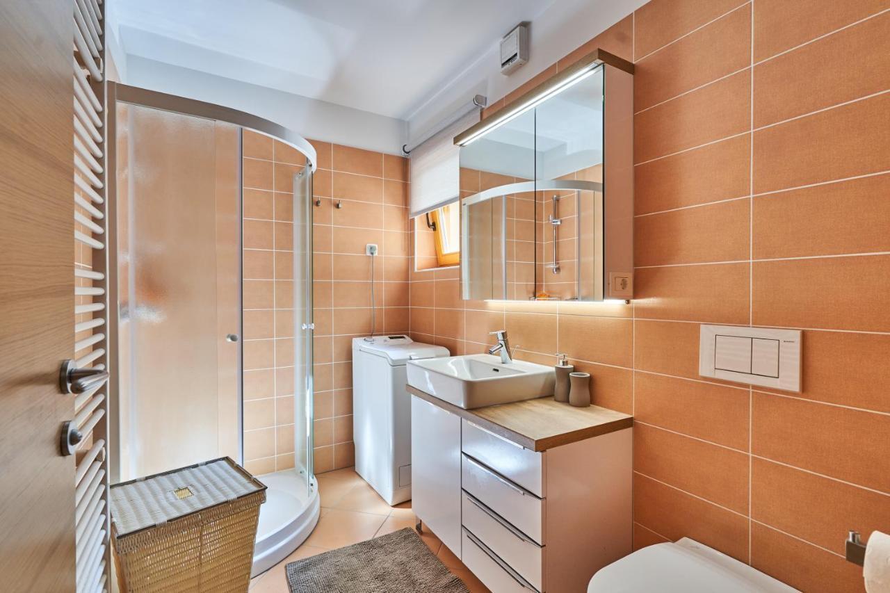 Cozy Apartment In The Heart Of Kranjska Gora Exterior foto
